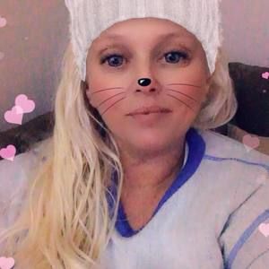 Meet your Posher, Kelley